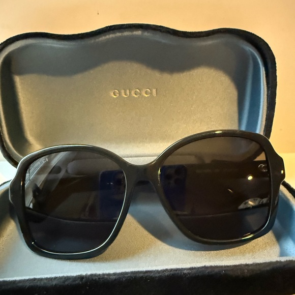 Gucci Black Sunglasses Women's Sunglasses, GG0765Sa - Picture 7 of 11